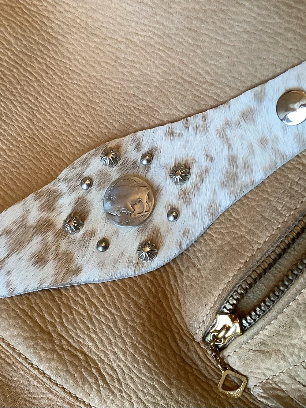 Hair on cowhide cuff( adjustable 6-7 1/2”)